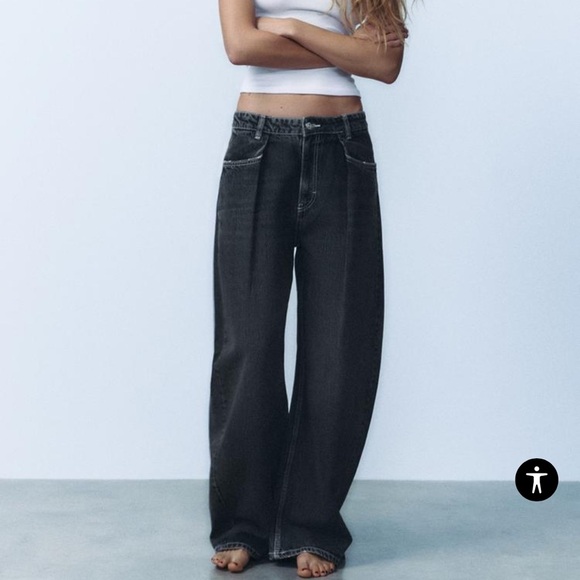 ZARA jeans Women’s 4/W26 TRF Waisted Relaxed Wide Leg Darts Denim Black 8727/210 - Picture 1 of 12
